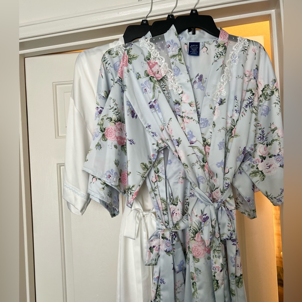 1 bride and 2 bridesmaids robes